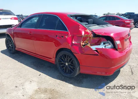 2007 Toyota Camry Se z USA, uszkodzony, nr VIN 4T1BE46K77U185639